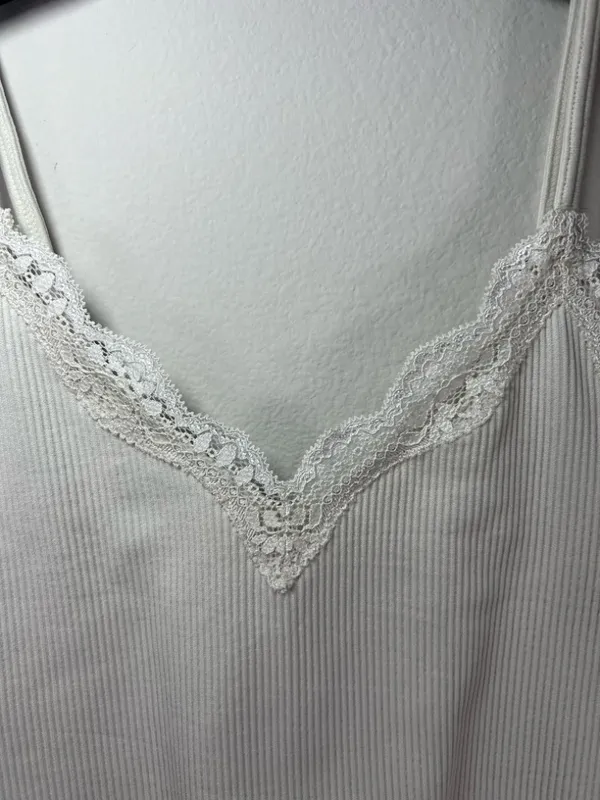 Wild Fable Ribbed Lace Cropped Cami Tank Top Cream Neutral Layering Y2K Sz Small - Image 4