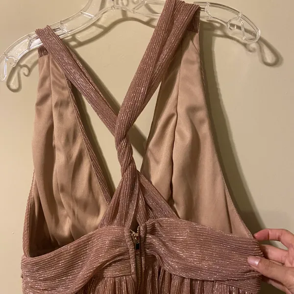 Lulus Metallic stripe twist back cocktail dress size large - Image 5