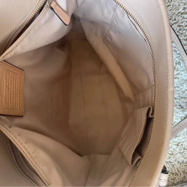 Coach Leather Handbag Purse Tote Bag Outlet Tan Beige - Image 7