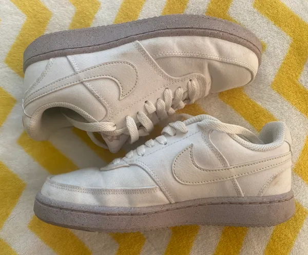 Nike Court Vision Low Women’s Sneakers - Image 4
