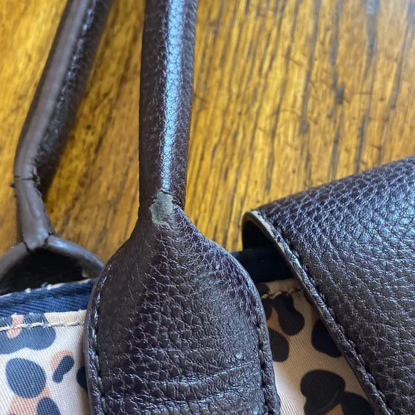 Used Tommy Hilfiger purse - Image 7