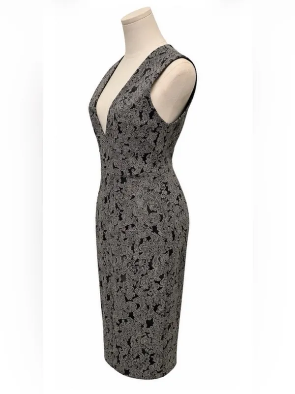 Alice + Olivia Gray Black Brocade Lace V-Neck Sheath Dress Medium - Image 2