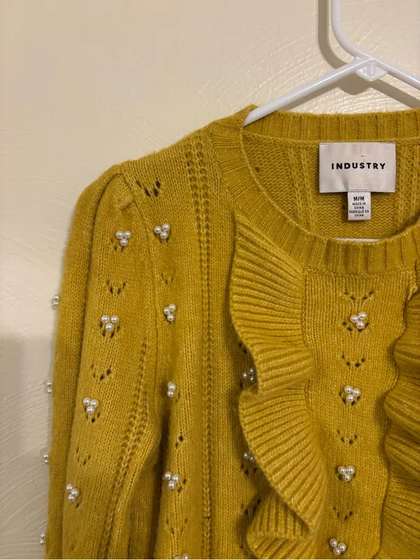 Industry M Mustard Yellow Pearl Embellished Ruffle Sweater M Medium - Image 6