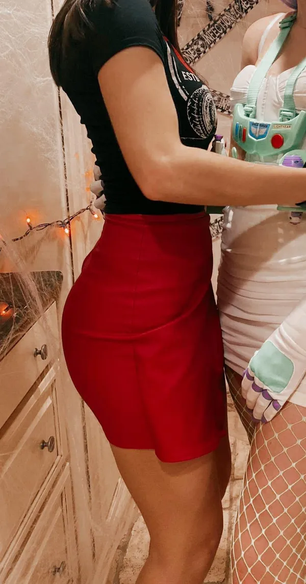 Windsor Leather Skirt - Image 3