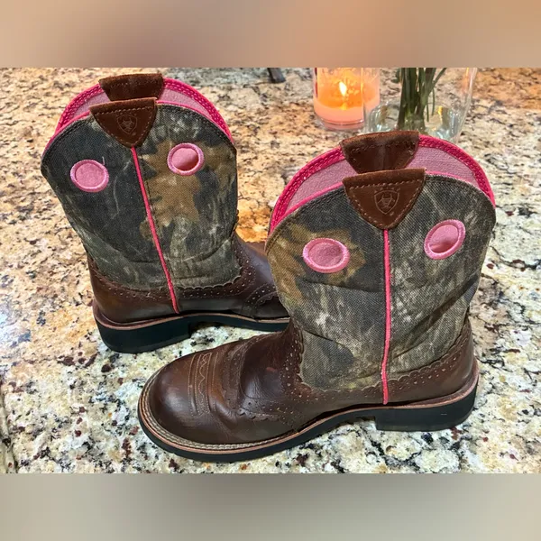 Women’s Ariat Brown and Pink Western Boots Size 8 - Image 6