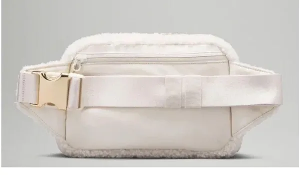 Lululemon Everywhere Fleece Belt Bag - Image 2