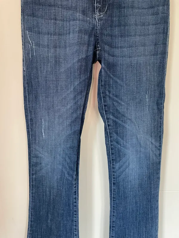 Rock & Republic jeans distressed fading medium wash denim women’s size 10M - Image 5