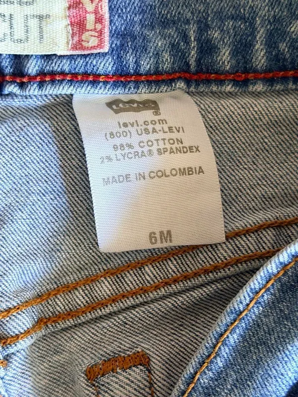 Levi’s 550 Classic Relaxed Bootcut Jeans Size 6M Light Wash - Image 3