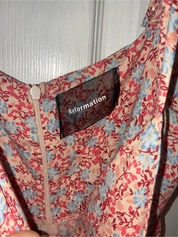 Reformation Jessa Floral Mini Dress in the Pink Dulce size 6 - Image 3