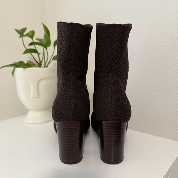 BORN Meggs Brown Sock Boots Pull- On Block Heel Booties Size 10 - Image 9