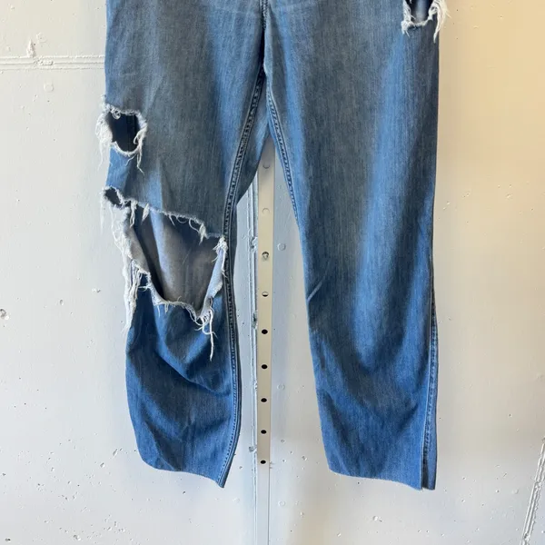 Hollister Low-Rise Dad Jean 5L W27 L33 Blue Distressed Denim 100% Cotton - Image 4