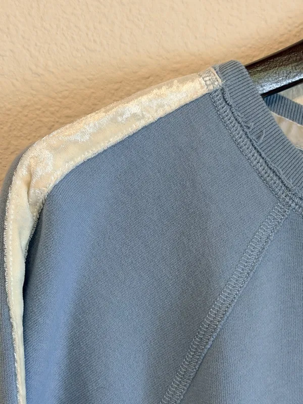 Abercrombie & Fitch signature velour initials Sweatshirt, periwinkle blue, sz L - Image 7