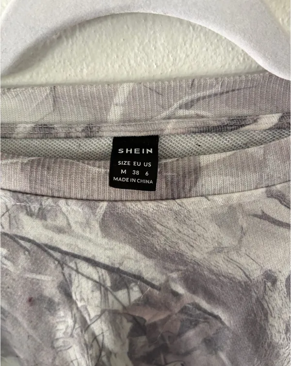 camo crop top  - Image 2