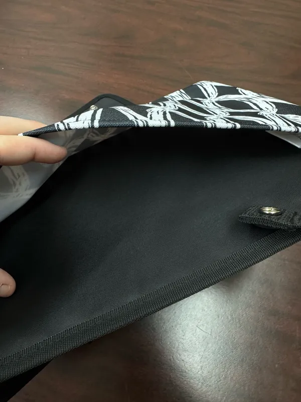 Thirty-One Oh-Snap Pocket Pouch Organizer in Black and White Print - Image 3