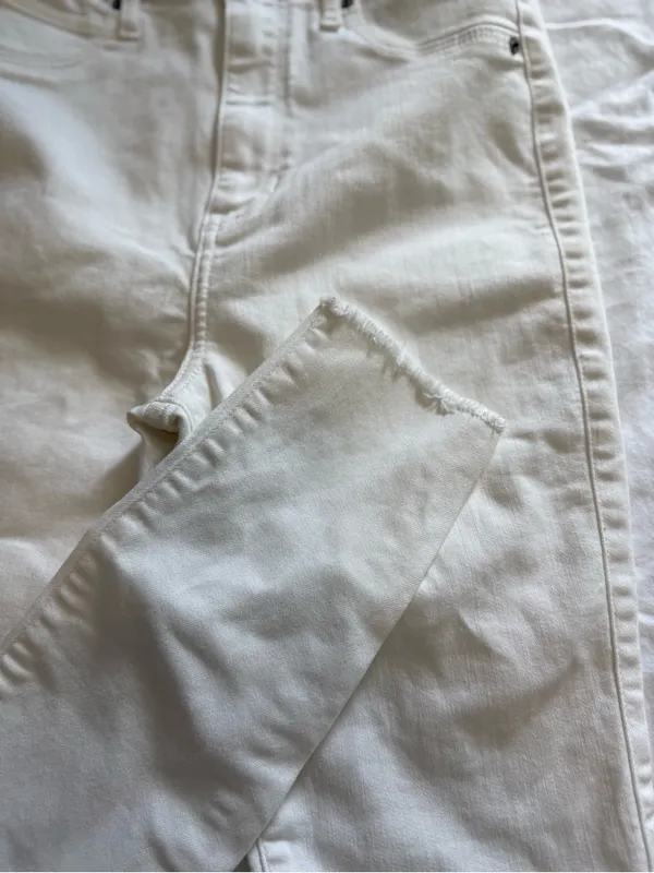 Abercrombie & Fitch women ultra high-rise, super skinny white jeans 27/4 - Image 4