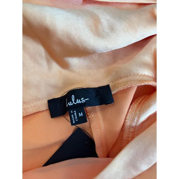 Lulus Dress midi - Image 3