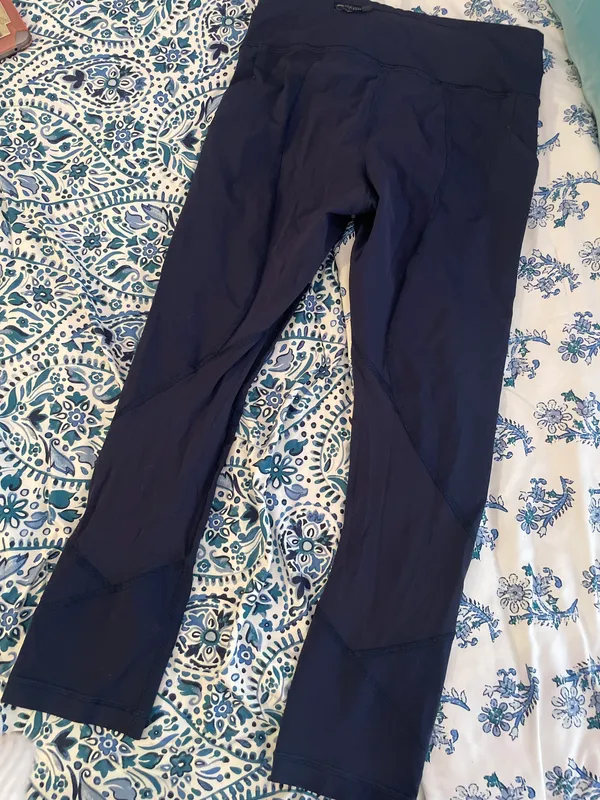 Lululemon Leggings - Image 3