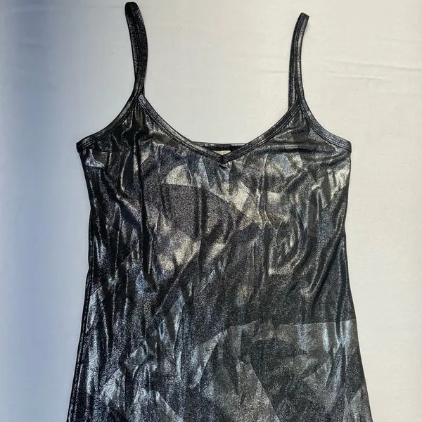 BKE Metallic Shimmer Cami Tank Top Silver Black V-Neck Spaghetti Strap Medium - Image 7
