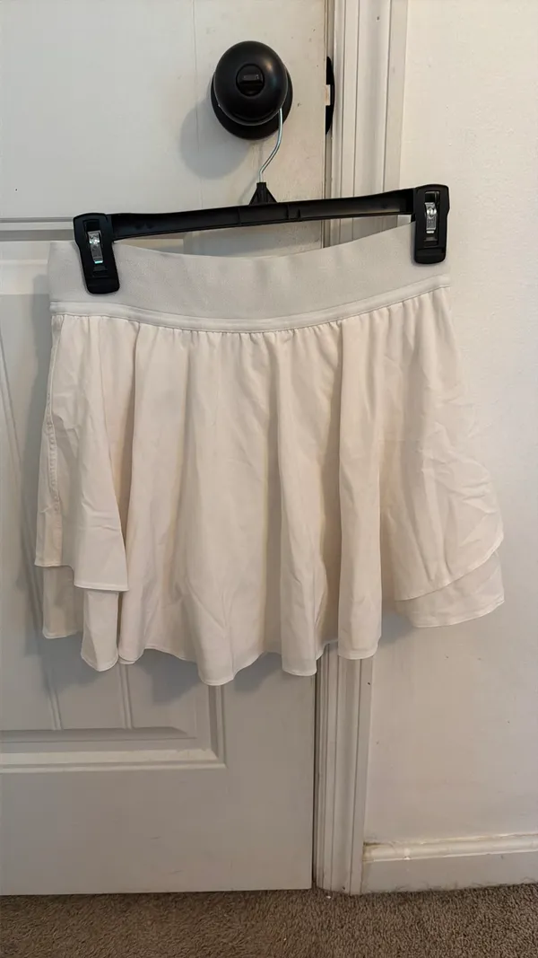 White Lululemon Skirt  - Image 2