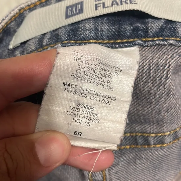 Women’s Gap jeans 🖤 - Image 7