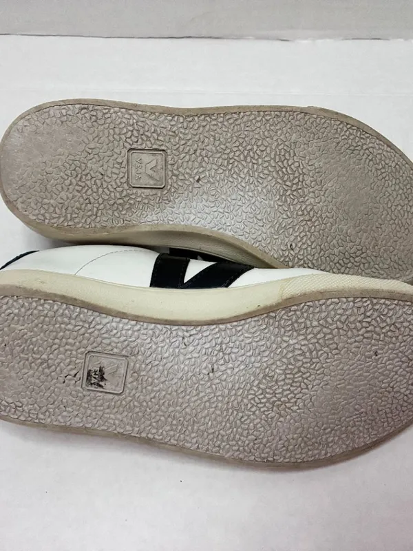 Veja Esplar Leather Low Sneaker White Black Logo - 37 (US 6) - Image 3