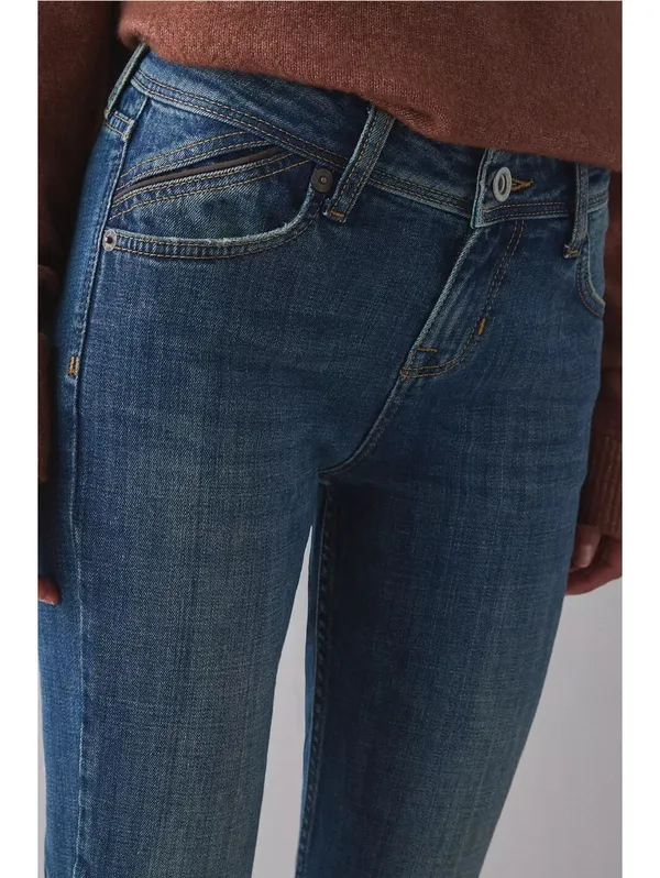 UO BDG Brooke Split Hem Low-Rise Flare Jeans Urban Outfitters NWT 25 - Image 4