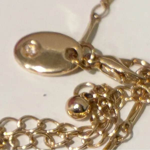 Gold Tone Thin Long Necklace Jewelry‎ - Image 3