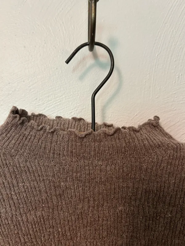 Mystree Boutique Long Sleeve Brown Sweater w/ Lettuce Hems - Image 3