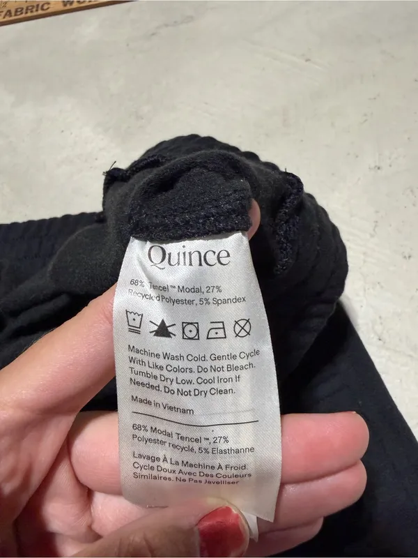 Quince supersoft fleece Black Women's Track Joggers large - Image 4