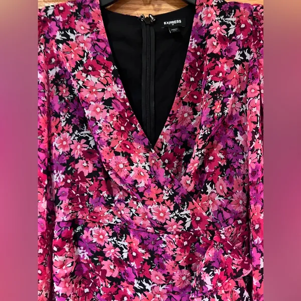 Express Pink Floral Print Long Sleeve Faux Wrap Ruffle Mini Dress‎ Size XXS - Image 2