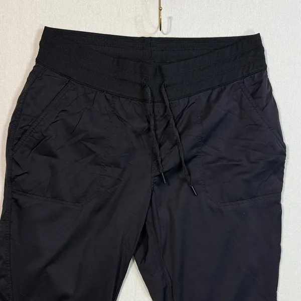 The North Face Women's Black Straight Leg Pants - Image 2