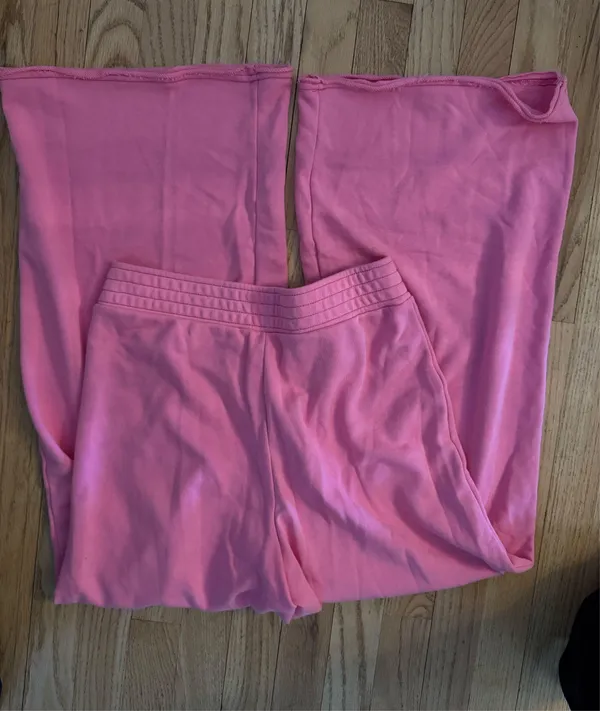 Urban outfitters wide leg sweatpants - Image 4