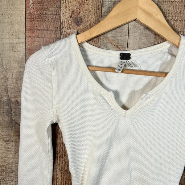 Free People We The Free Cream Waffle Knit Kyoto Cuff Thermal Top XS Mixed Media - Image 5