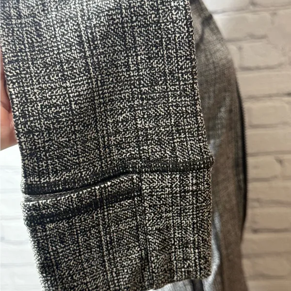 Lululemon define jacket gray tweed color size 6 - Image 6