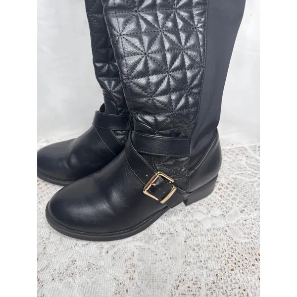 Torrid Quilted black knee high wide calf zip up boots sz 6 - Image 4