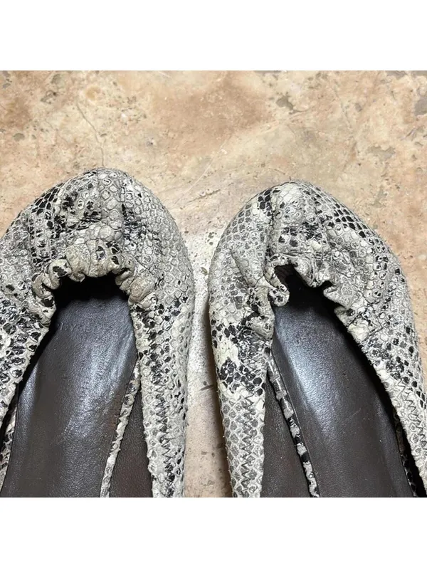 GUC Tory Burch Grey Snakeskin Python Elastic Heel Ballet Flats - Image 4