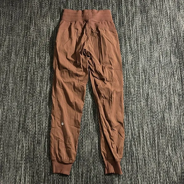 Lululemon Dance Studio Mid Rise Jogger Ancient Copper Swift Size 0 - Image 2