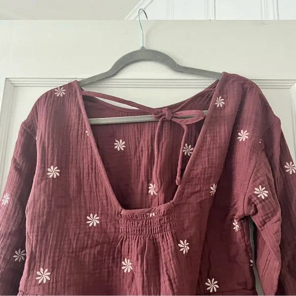 Madewell Embroidered Lightspun Peplum Gauze Open-Back Top in Vintage mulberry - Image 9