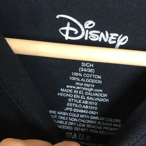 Disney Mickey and Friends Black Short SleeveT-Shirt wrap around print size S‎ - Image 8