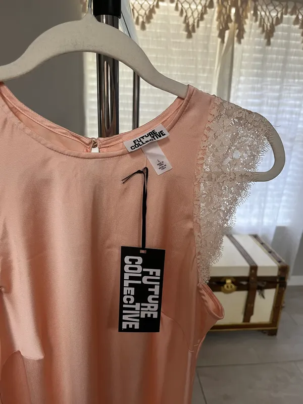Target Peach Satin Maxi Dress With Lace Trim - Image 3