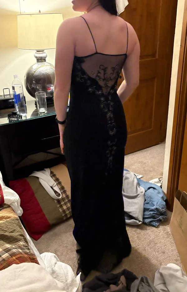 Black dress Size 6 - Image 2