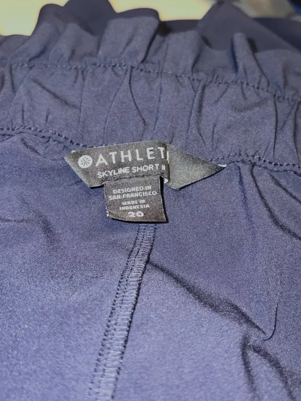 Women's Athleta Skyline Short Belted Navy Blue Plus Size 20 4" Inseam - Image 3