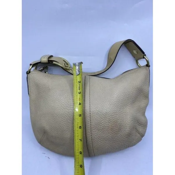 coach beige leather shoulder bag - Image 4
