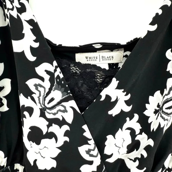 White House Black Market WHBM Size XL Tank Top Shirt Blouse Black White Lace - Image 3
