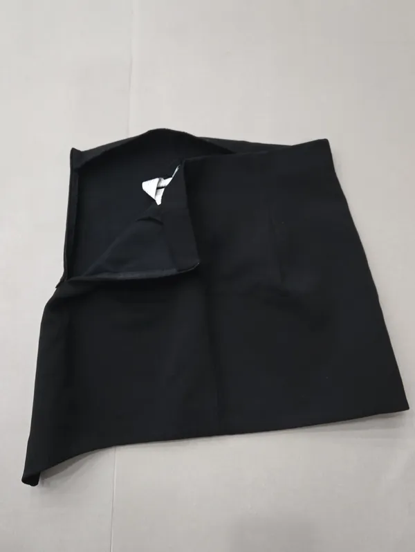 Zara Black Mini Skirt With Asymmetrical Cutout Size S - Image 4