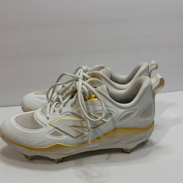 New Balance VELOv4 Women's White and Gold Athletic Sneakers Softball - Image 4