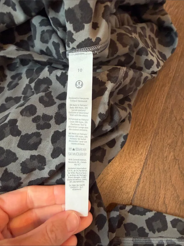 Lululemon InStill High-Rise Tight 25” ThreeD Leopard Gray Size 10 - C71-010 - Image 7