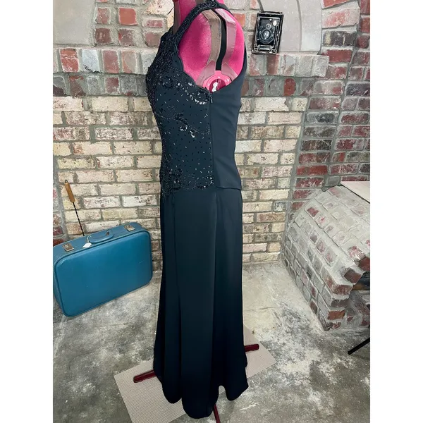 formal dress prom beaded black cutout neckline - Image 6