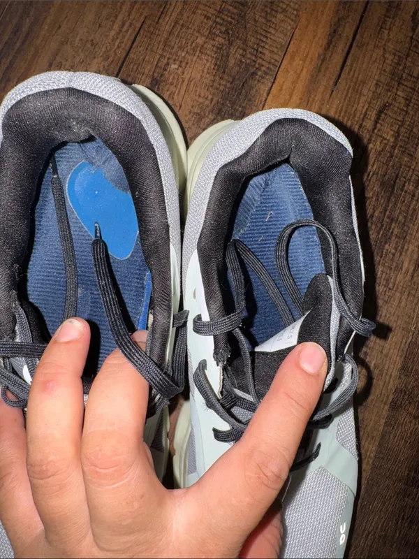On Cloudrunner running sneakers in the Frost/Aloe colorway - Image 11