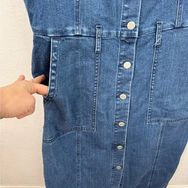 GAP Denim Overall Dress Womens Size L Medium Wash Blue Sleeveless Pockets - Image 4